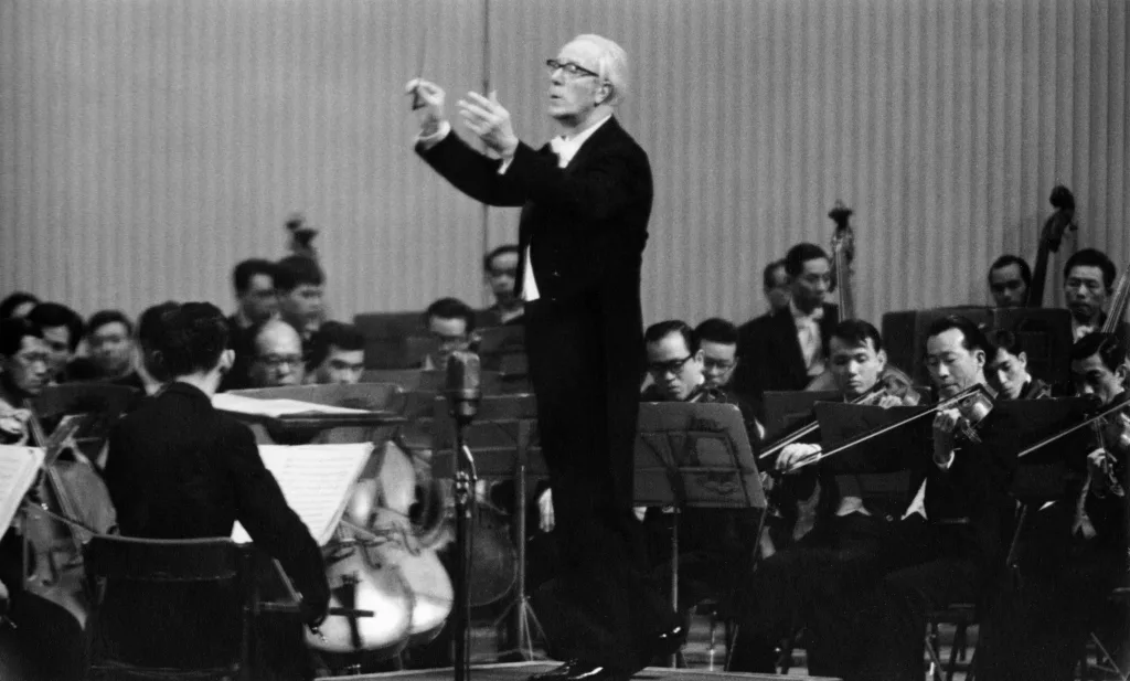 往年の指揮者、オイゲン・ヨッフムも客演＝1960年３月15日ドイツ