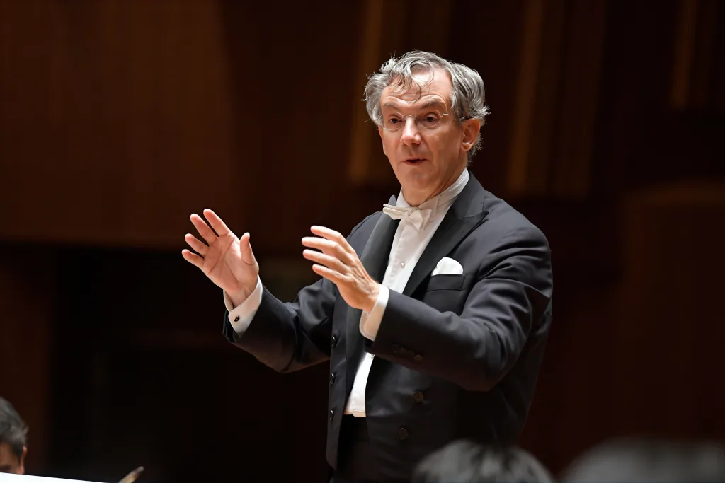 N響の2000回定期は首席指揮者ルイージが率いてマーラーの大作に挑む　写真提供：NHK交響楽団