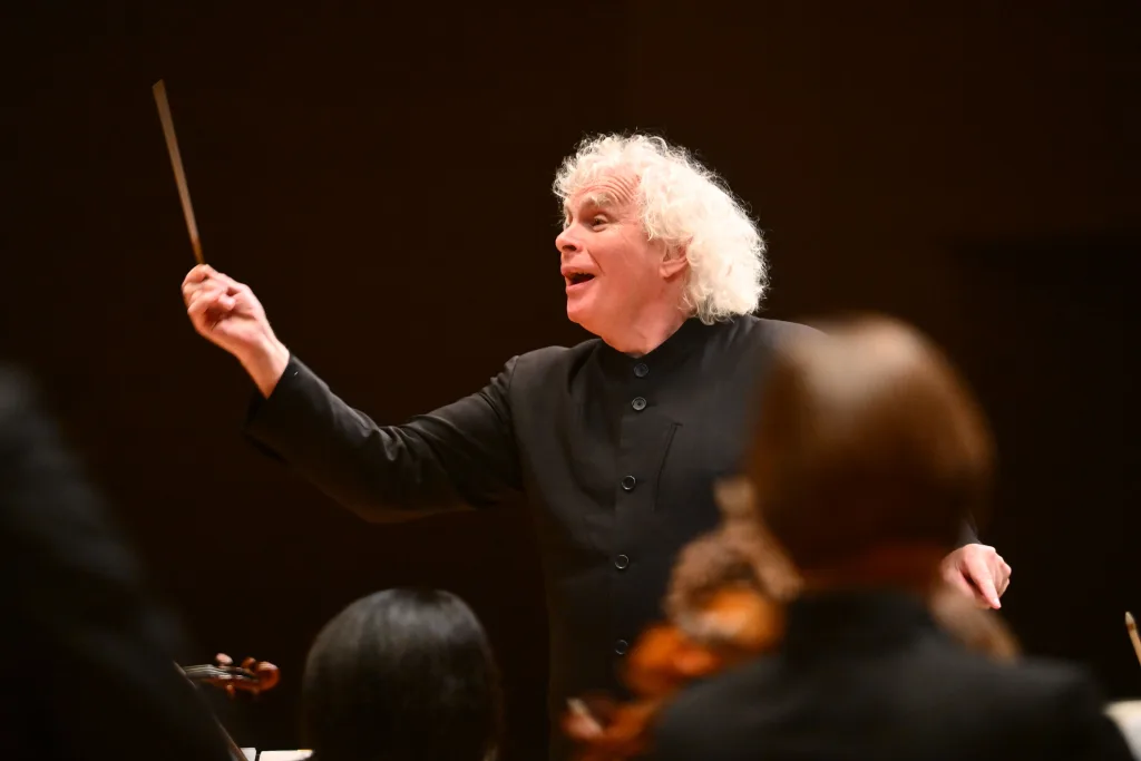 Simon Rattle, Chief Conductor of the Bavarian Radio Symphony Orchestra, makes his appearance (c)Naoya Ikegami