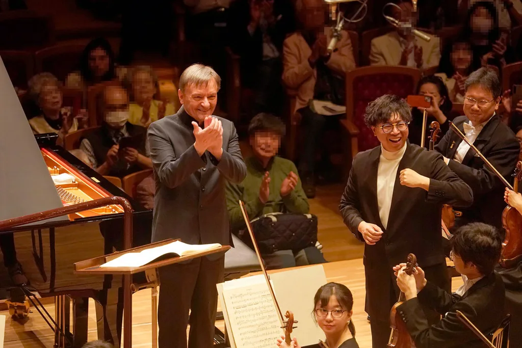 ブラームス「ピアノ協奏曲第1番」のソリストに、スティーヴン・ハフを迎えた ©️山口敦
