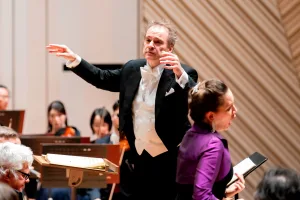 ジョナサン・ノットが指揮台に立ち、自身初となるバッハの「マタイ受難曲」を振った©N.Ikegami/TSO