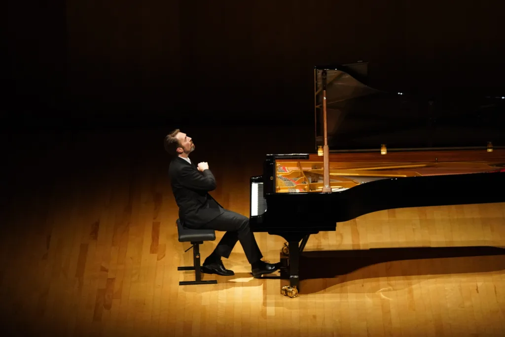 全プログラムで貫かれた率直にして調和がとれた表現、弾き手の人柄を感じさせるフレージングが強い表出力を持っていた (c)Junichiro Matsuo