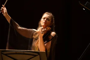 ジャニーヌ・ヤンセンが、日本では9年ぶりにデニス・コジュヒンとのデュオ・リサイタルを行った(c)Junichiro Matsuo