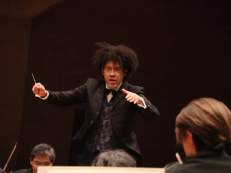 エル・システマ出身の指揮者、ラファエル・パヤーレが5年ぶりにN響定期に登場　写真提供：NHK交響楽団