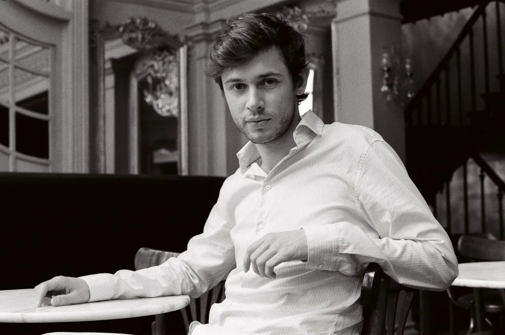 大作の貴重な上演機会に加え、マキシム・パスカルの指揮にも期待がかかる「ファウストの劫罰」 (C)Guillaume de Sardes