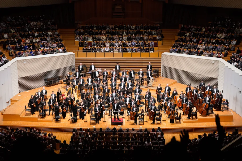 マケラとコンセルトヘボウ管との今後の展開に期待が高まる演奏を聴かせてくれた　©️池上直哉／ミューザ川崎シンフォニーホール