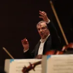12月にもN響定期の指揮台に立った首席指揮者ファビオ・ルイージ　写真提供：NHK交響楽団