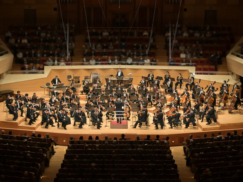 藤倉大「管弦楽のためのオーシャン・ブレイカー」（世界初演）写真提供：NHK交響楽団