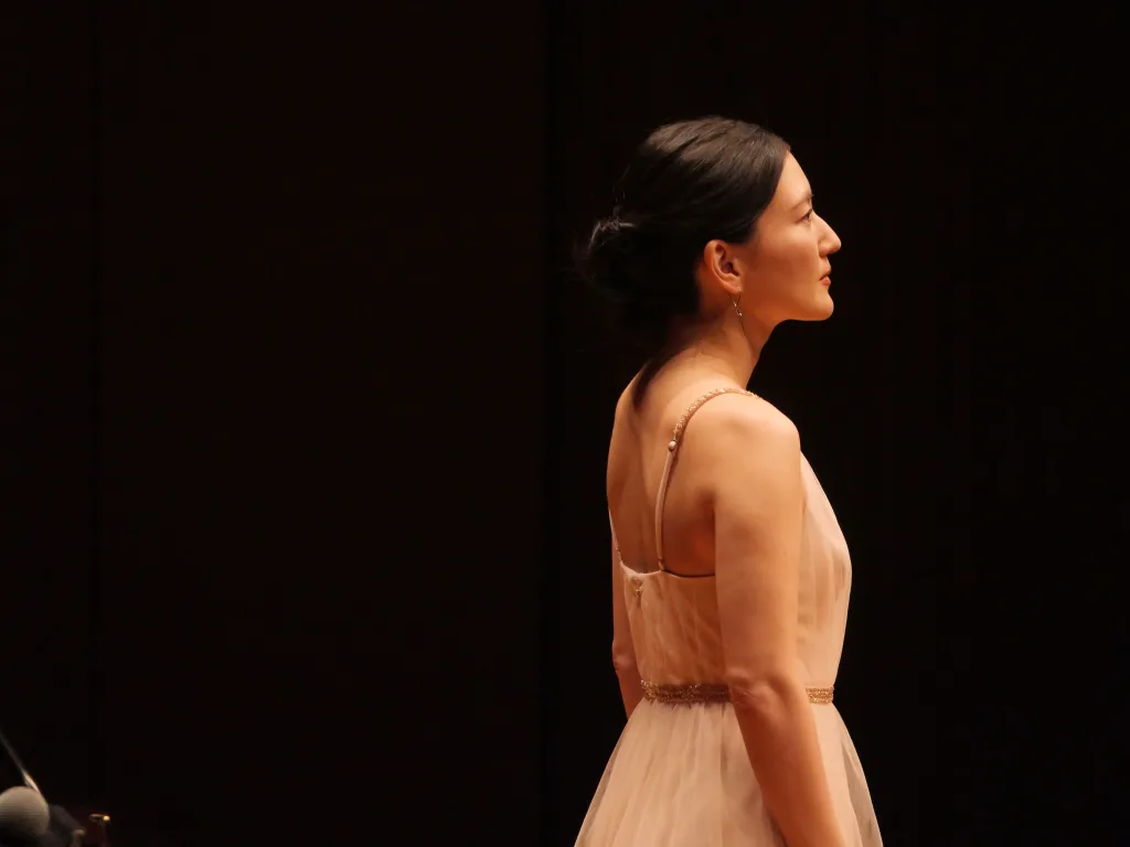 田中は、他の日本人歌手の追随を許さないコロラトゥーラを聴かせてくれた