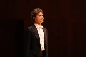 ラファウ・ブレハッチが東京芸術劇場コンサートホールでリサイタルを開催。訴求力のある演奏を聴かせた (c)Junichiro Matsuo