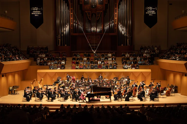 上原ひろみがソリストを務めたガーシュウィンのピアノ協奏曲ヘ調（C）TERASHI Masahiko