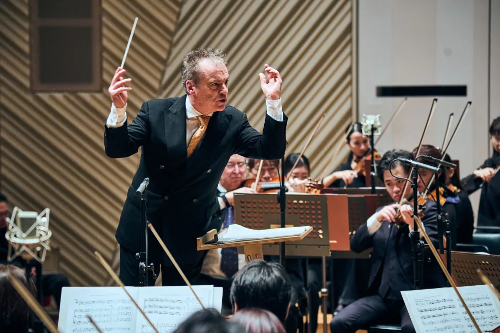 バリー・グレイ「ザ・ベスト・オブ・サンダーバード」では、ノット自身が制作・監修した譜面が用いられた　©平舘平／ミューザ川崎シンフォニーホール