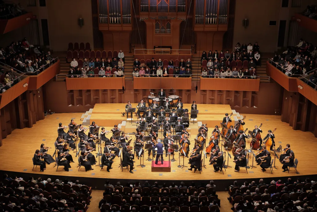 第7番は、地にしっかりと根差した堂々たるアプローチ（C）飯島隆