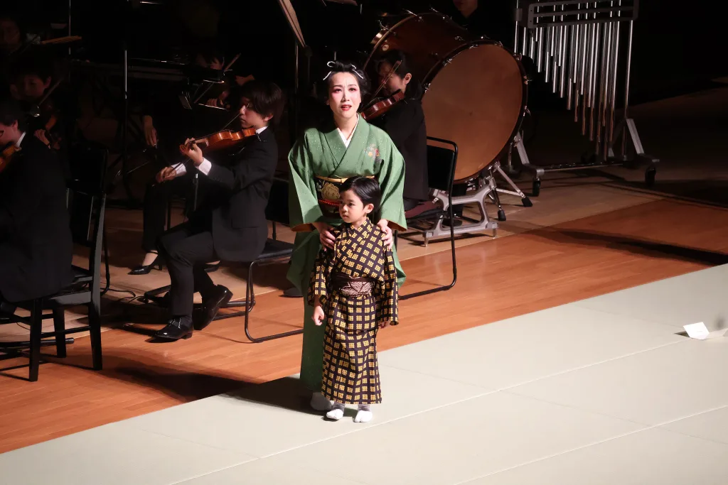 題名役の森谷真理がプリマドンナの面目を保つ見事な歌声を聴かせた