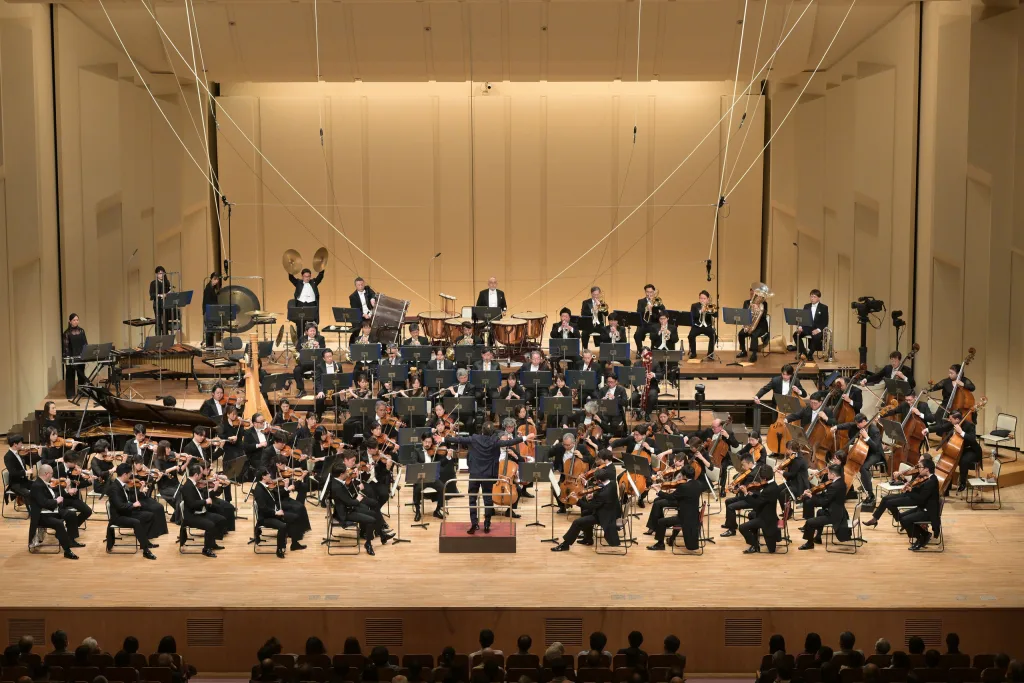 ムソルグスキー（近衛秀麿編）の組曲「展覧会の絵」は、ラヴェルのまばゆい色彩感を抑えて落ち着いたしつらえだった　写真提供：NHK交響楽団