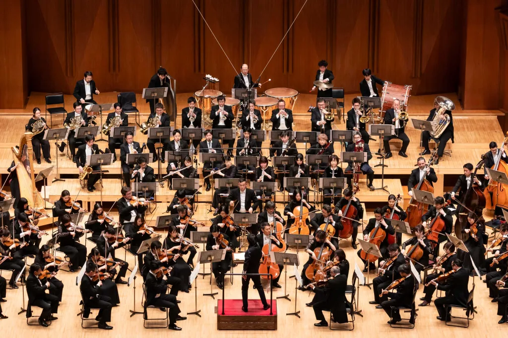 ラヴェル「ボレロ」は、上岡の研ぎ澄まされた感性と独自の解釈が鮮明に刻まれた快演だった　©読売日本交響楽団　撮影＝藤本崇