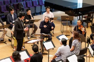 ムーティが若手音楽家の指導に熱意を注ぐイタリア・オペラ・アカデミー＝「シモン・ボッカネグラ」リハーサルより　(C)増田雄介／東京・春・音楽祭実行委員会