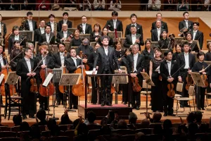 エリアス・グランディが指揮台に立った札幌交響楽団 東京公演2026 ©堀田力丸