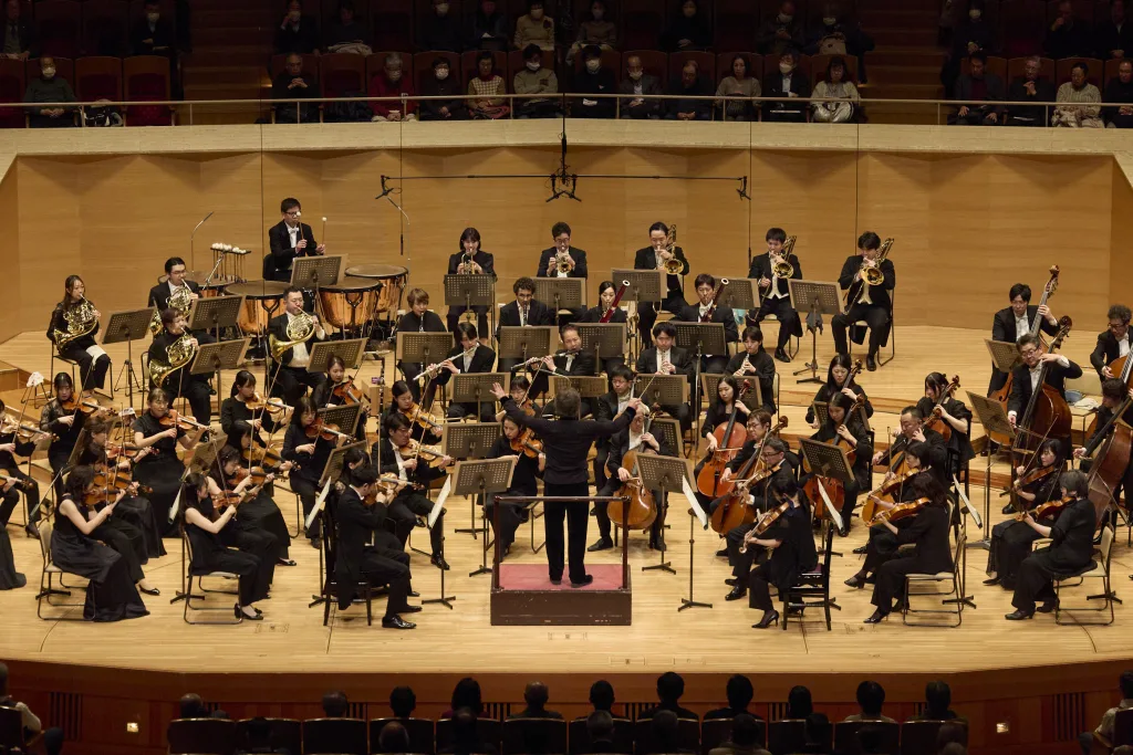 ウェーバーの歌劇「魔弾の射手」序曲　撮影 上野隆文　提供 東京フィルハーモニー交響楽団