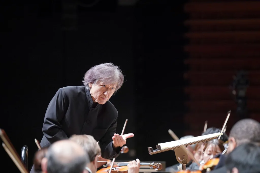 大野和士が都響の音楽監督として臨む最後の定期では、遂に上演が実現した「春の交響曲」を含むレアな作品が披露された　提供：東京都交響楽団／（c）堀田力丸