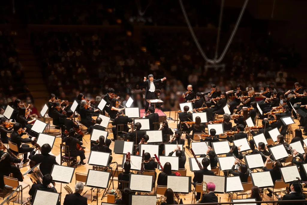 高関がプレトークで「マーラーが記入した通りに振る」と宣言した通り、スコアの指示を厳守した　(c)K.Miura