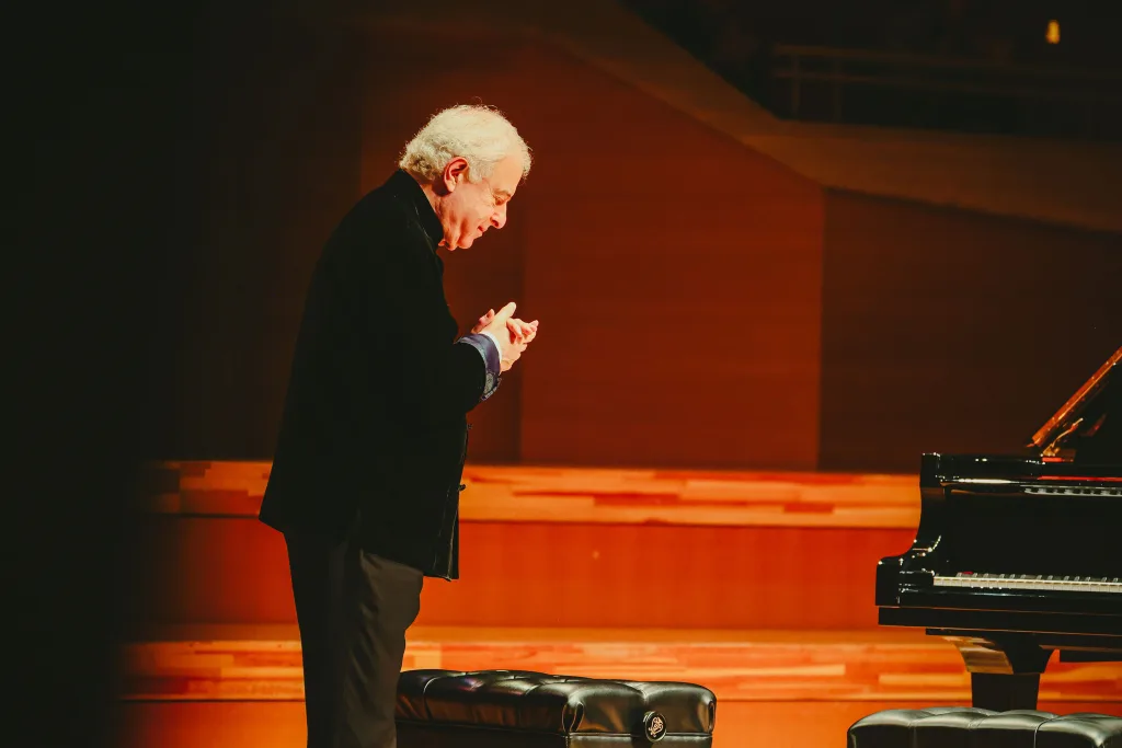 アンコールで演奏したバッハの名曲の数々は、本編を聴き届けた聴衆への返礼のようだった　Photo by Tatsuya Shiraishi