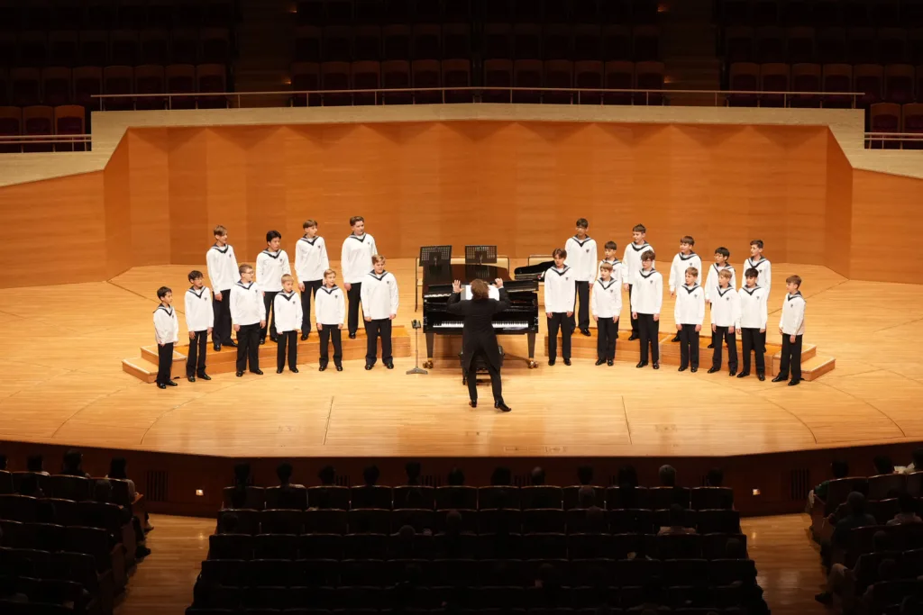 ウィーン少年合唱団のブルックナー組による日本ツアーの東京公演　(C)Junichiro Matsuo