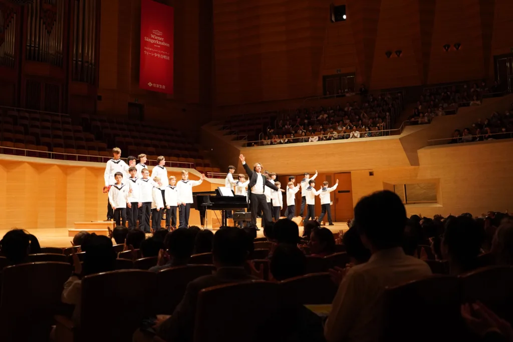 アンコールも大盛り上がり。拍手喝采に包まれて幕を閉じた　(C)Junichiro Matsuo
