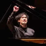 ブルース・リウが、コンセプチュアルなプログラムを披露した