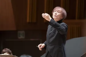 都響の第1051回定期で指揮台に立った芸術顧問・大野和士 ※写真は9月3日(木)東京芸術劇場で行われた同内容公演より 写真提供/東京都交響楽団 ©堀田力丸