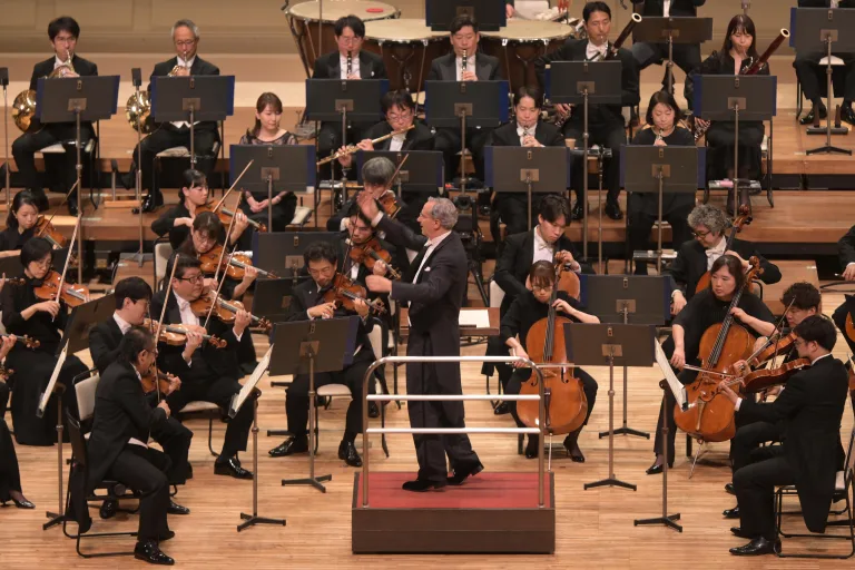 N響100年特別企画 ベートーヴェン交響曲ツィクルス。第1弾の指揮はファビオ・ルイージ　写真提供：NHK交響楽団
