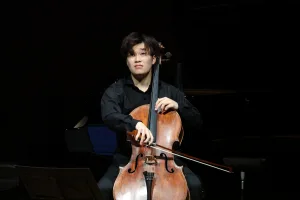 気鋭のチェリスト、北村陽が2026年のエリザベート王妃国際音楽コンクール入賞記念リサイタルを開催した